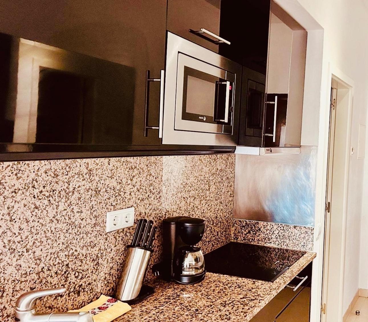 Lagos Marina View Apartment Near Beaches And Shops Экстерьер фото